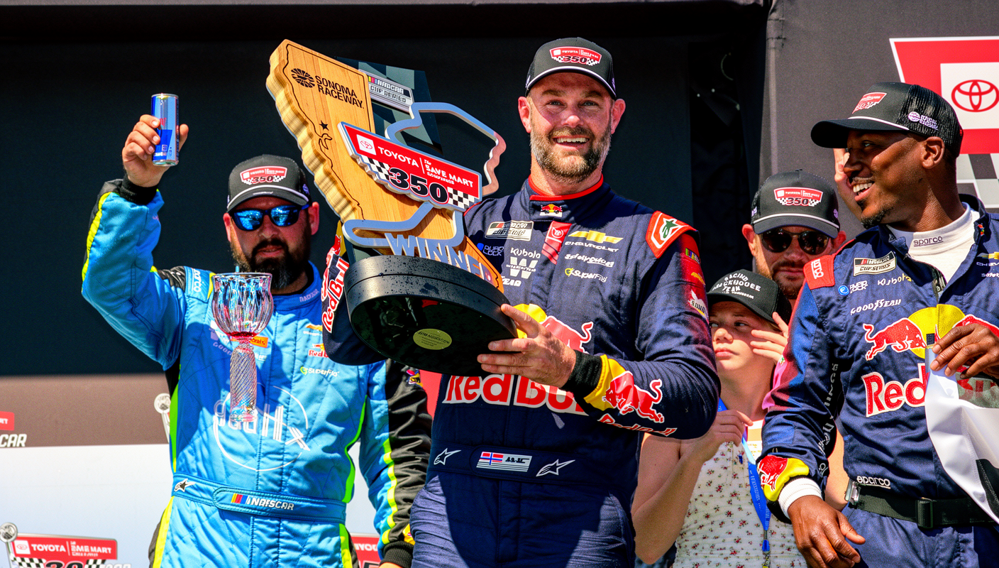 Shane van Gisbergen 逆袭夺冠背后的4大关键启示：2026世界杯在线投注 - 2026世界杯在线投注 在索诺玛的不可复制之路